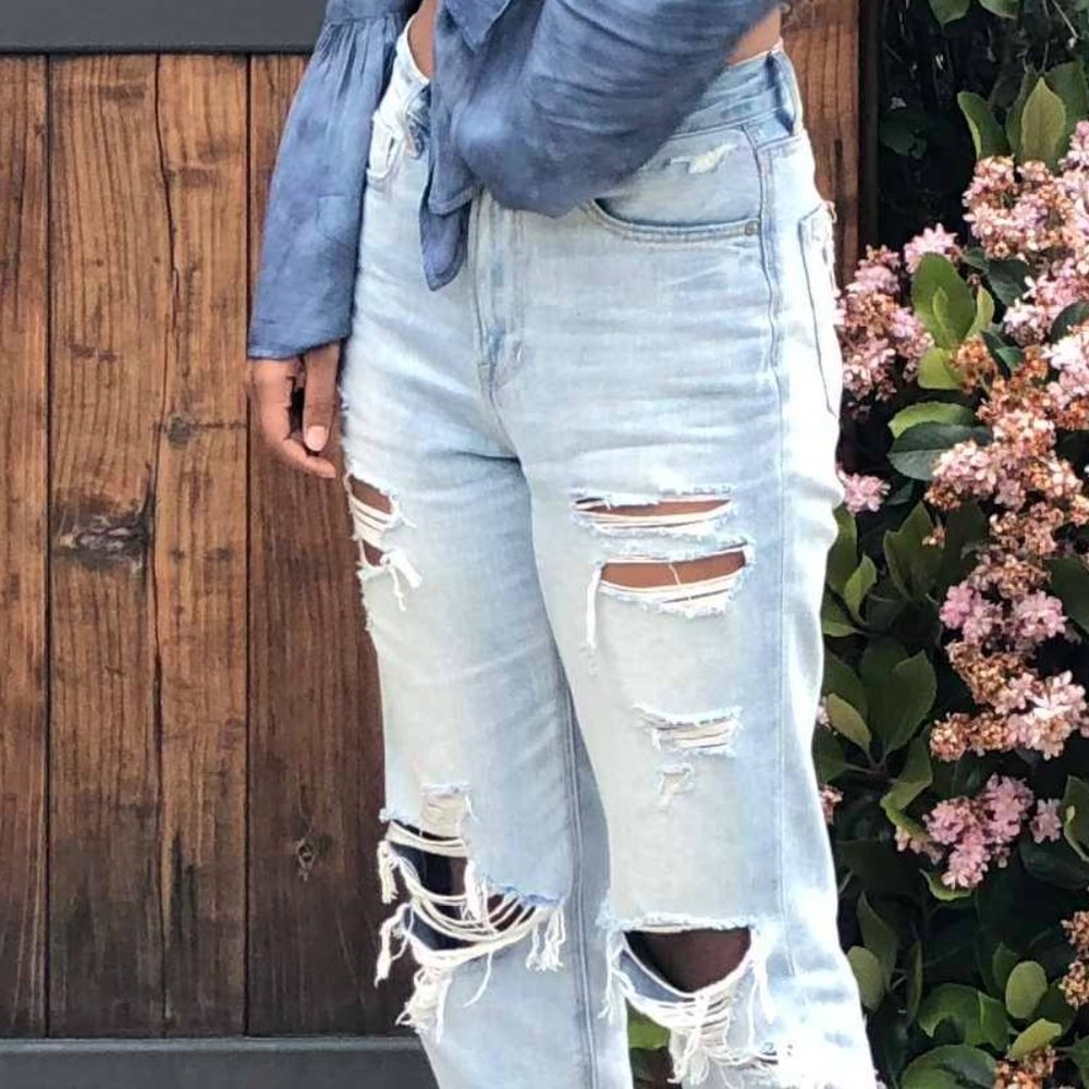 AE Mom Jeans